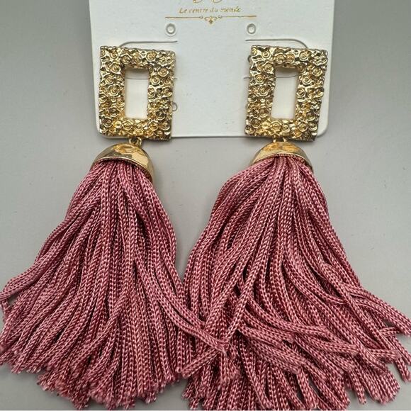 2 Pairs of Tiered Fringe Dangle Earrings One Pink One Black - Picture 3 of 4